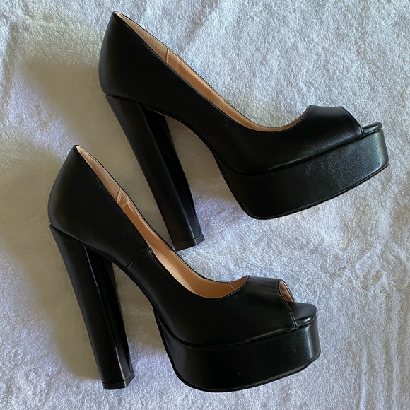 Chris-T Women’s Chunky Heels - Picture 3 of 7